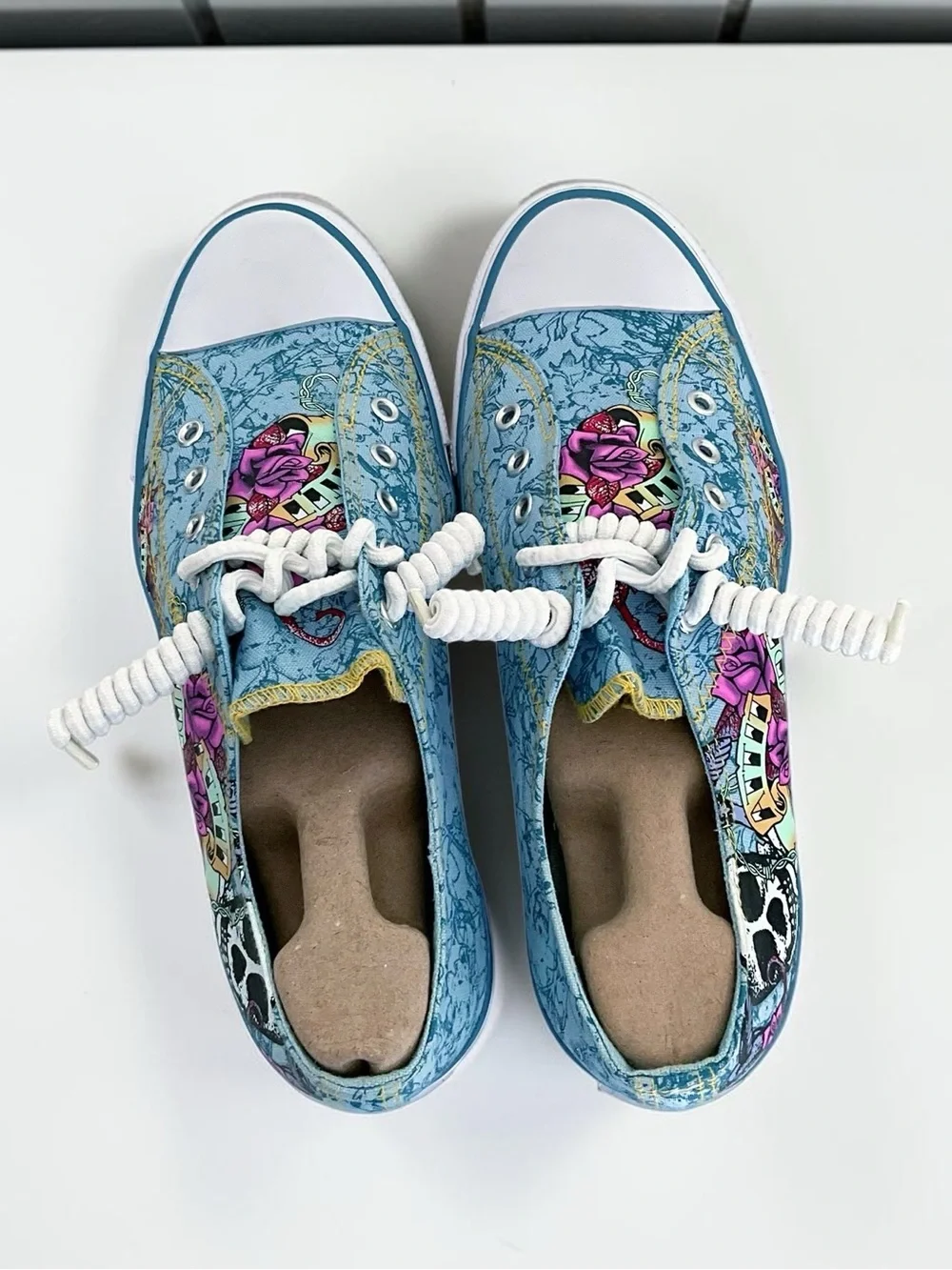 AirWalk Tattoo-Inspired Attitude Graphic Low-Top Sneakers, Size 8.5